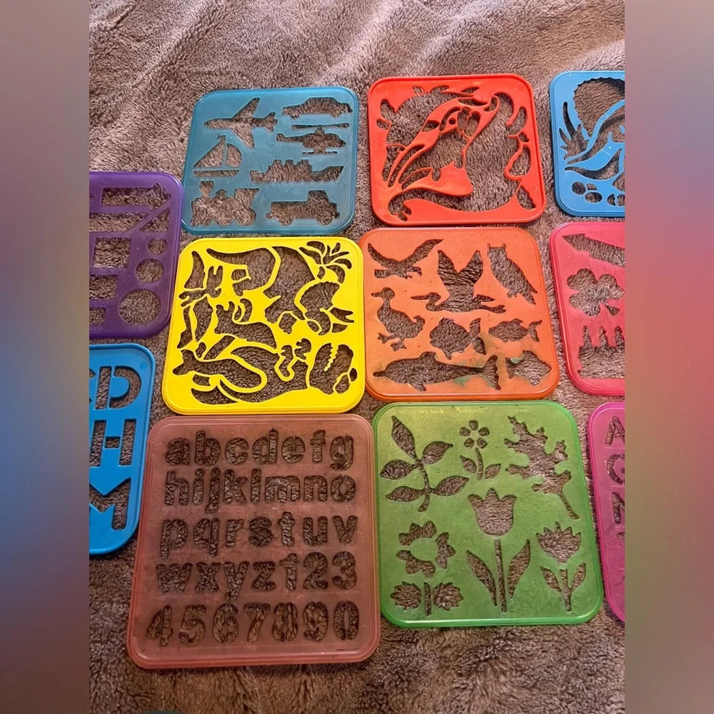 Tupperware stencils from the 80’s. 14 various designs.
